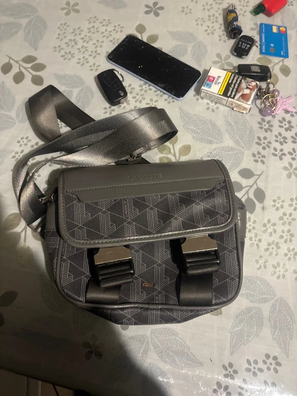 Review by Jorge_L
